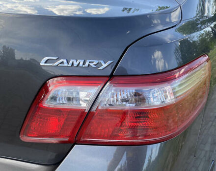 Сірий Тойота Камрі, об'ємом двигуна 2.36 л та пробігом 162 тис. км за 10800 $, фото 8 на Automoto.ua