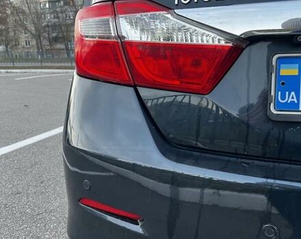 Серый Тойота Камри, объемом двигателя 2.49 л и пробегом 155 тыс. км за 12500 $, фото 18 на Automoto.ua