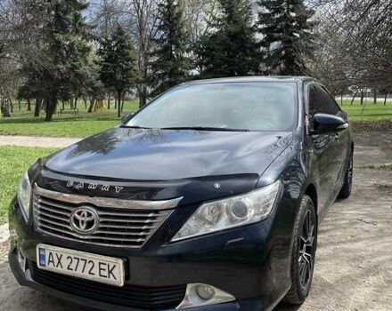 Серый Тойота Камри, объемом двигателя 2.49 л и пробегом 195 тыс. км за 14000 $, фото 16 на Automoto.ua
