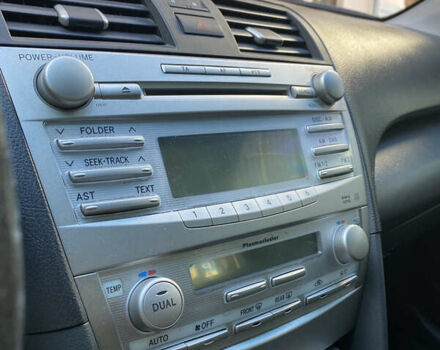 Сірий Тойота Камрі, об'ємом двигуна 2.36 л та пробігом 162 тис. км за 10800 $, фото 14 на Automoto.ua