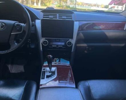Тойота Камри 2011 в Хмельницком на Automoto.ua Серый Тойота Камри, объемом двигателя 2.5 л и пробегом 252 тыс. км за 12400 $, фото 2 на Automoto.ua