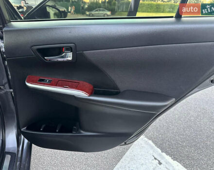 Серый Тойота Камри, объемом двигателя 2.5 л и пробегом 145 тыс. км за 13400 $, фото 28 на Automoto.ua