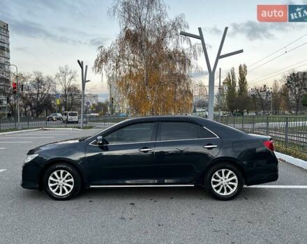 Серый Тойота Камри, объемом двигателя 2.49 л и пробегом 155 тыс. км за 12500 $, фото 15 на Automoto.ua