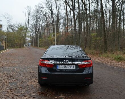 Серый Тойота Камри, объемом двигателя 2.5 л и пробегом 232 тыс. км за 12950 $, фото 5 на Automoto.ua