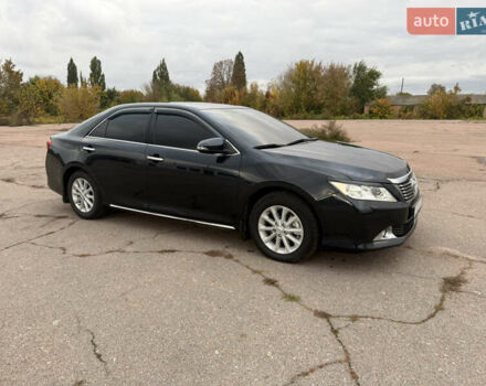 Серый Тойота Камри, объемом двигателя 2.49 л и пробегом 210 тыс. км за 15200 $, фото 1 на Automoto.ua