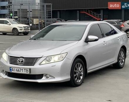 Серый Тойота Камри, объемом двигателя 2.49 л и пробегом 196 тыс. км за 12300 $, фото 39 на Automoto.ua