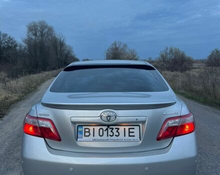 Сірий Тойота Камрі, об'ємом двигуна 2.4 л та пробігом 228 тис. км за 10100 $, фото 2 на Automoto.ua