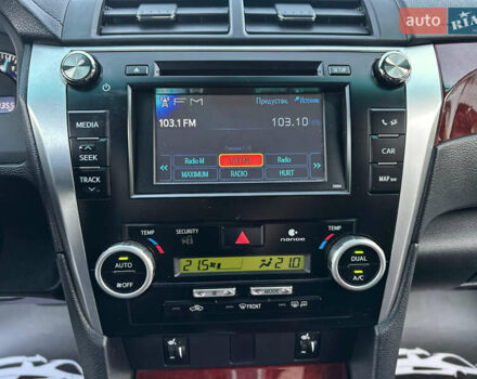 Серый Тойота Камри, объемом двигателя 2.5 л и пробегом 145 тыс. км за 13400 $, фото 41 на Automoto.ua