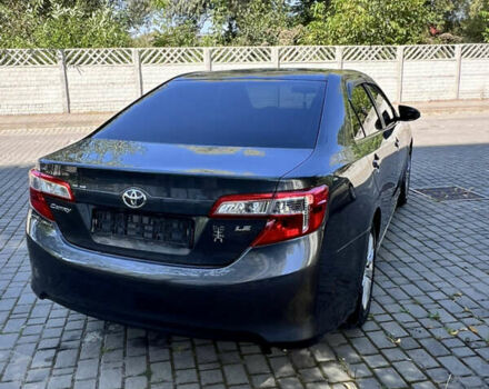 Сірий Тойота Камрі, об'ємом двигуна 2.5 л та пробігом 264 тис. км за 11500 $, фото 17 на Automoto.ua