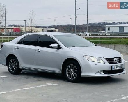 Серый Тойота Камри, объемом двигателя 2.49 л и пробегом 196 тыс. км за 12300 $, фото 38 на Automoto.ua