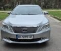 Сірий Тойота Камрі, об'ємом двигуна 2.49 л та пробігом 153 тис. км за 14700 $, фото 1 на Automoto.ua