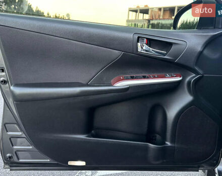 Серый Тойота Камри, объемом двигателя 2.5 л и пробегом 145 тыс. км за 13400 $, фото 20 на Automoto.ua