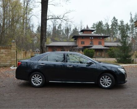 Серый Тойота Камри, объемом двигателя 2.5 л и пробегом 232 тыс. км за 12950 $, фото 3 на Automoto.ua