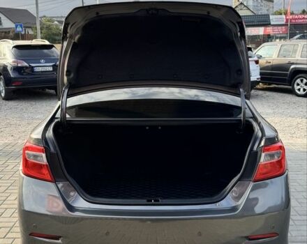 Серый Тойота Камри, объемом двигателя 2.5 л и пробегом 185 тыс. км за 12700 $, фото 5 на Automoto.ua