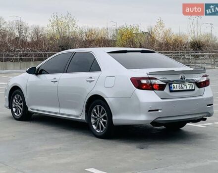 Серый Тойота Камри, объемом двигателя 2.49 л и пробегом 196 тыс. км за 12300 $, фото 16 на Automoto.ua