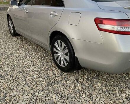 Серый Тойота Камри, объемом двигателя 2.49 л и пробегом 200 тыс. км за 8500 $, фото 5 на Automoto.ua