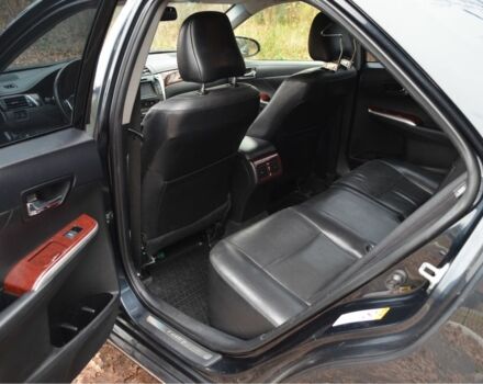 Серый Тойота Камри, объемом двигателя 2.5 л и пробегом 232 тыс. км за 12950 $, фото 10 на Automoto.ua