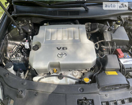 Серый Тойота Камри, объемом двигателя 3.5 л и пробегом 183 тыс. км за 14200 $, фото 13 на Automoto.ua