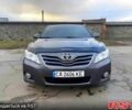 Серый Тойота Камри, объемом двигателя 2.5 л и пробегом 246 тыс. км за 9999 $, фото 1 на Automoto.ua