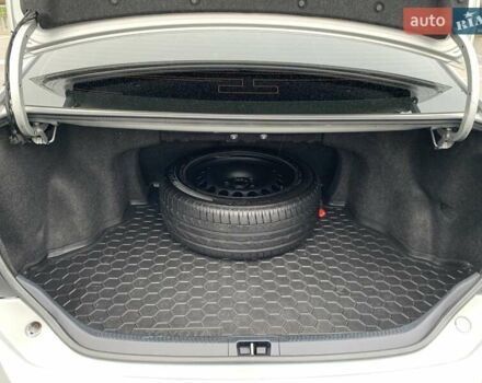 Серый Тойота Камри, объемом двигателя 2.49 л и пробегом 196 тыс. км за 12300 $, фото 57 на Automoto.ua