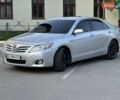 Серый Тойота Камри, объемом двигателя 2.5 л и пробегом 350 тыс. км за 9950 $, фото 3 на Automoto.ua