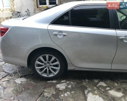 Серый Тойота Камри, объемом двигателя 2.5 л и пробегом 250 тыс. км за 10000 $, фото 6 на Automoto.ua