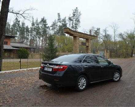 Серый Тойота Камри, объемом двигателя 2.5 л и пробегом 232 тыс. км за 12950 $, фото 4 на Automoto.ua