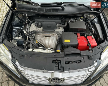 Тойота Камри 2011 в Сумах на Automoto.ua Серый Тойота Камри, объемом двигателя 2.49 л и пробегом 251 тыс. км за 13500 $, фото 20 на Automoto.ua