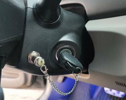 Сірий Тойота Камрі, об'ємом двигуна 2.5 л та пробігом 160 тис. км за 12000 $, фото 16 на Automoto.ua