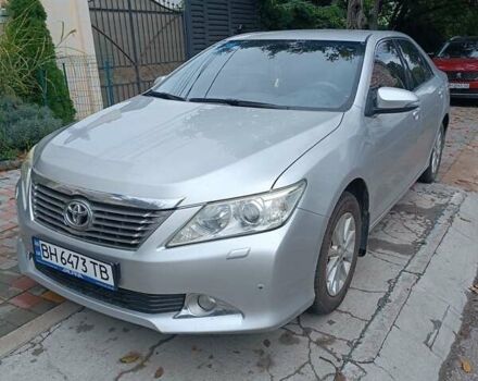 Сірий Тойота Камрі, об'ємом двигуна 2.5 л та пробігом 135 тис. км за 13500 $, фото 2 на Automoto.ua