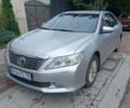 Сірий Тойота Камрі, об'ємом двигуна 2.5 л та пробігом 135 тис. км за 13500 $, фото 2 на Automoto.ua