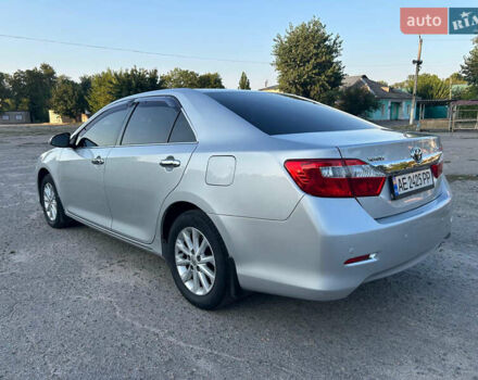 Сірий Тойота Камрі, об'ємом двигуна 2.5 л та пробігом 212 тис. км за 13500 $, фото 7 на Automoto.ua