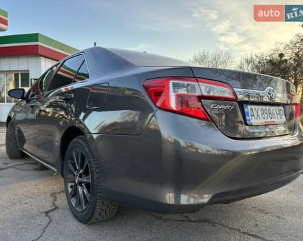 Сірий Тойота Камрі, об'ємом двигуна 2.49 л та пробігом 190 тис. км за 11800 $, фото 7 на Automoto.ua