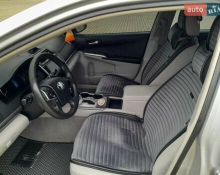 Сірий Тойота Камрі, об'ємом двигуна 2.5 л та пробігом 245 тис. км за 14100 $, фото 22 на Automoto.ua