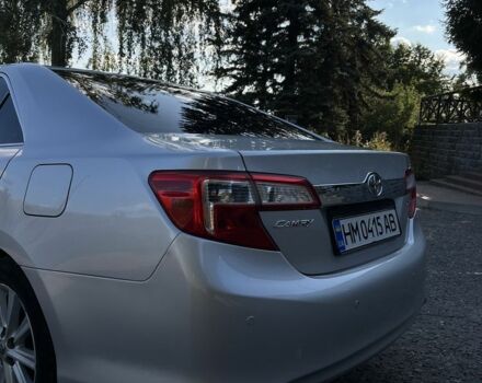 Серый Тойота Камри, объемом двигателя 2.5 л и пробегом 150 тыс. км за 15000 $, фото 4 на Automoto.ua