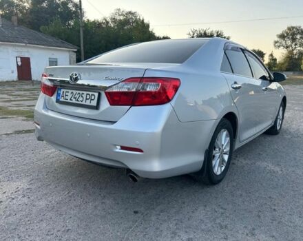 Сірий Тойота Камрі, об'ємом двигуна 2.5 л та пробігом 220 тис. км за 13900 $, фото 5 на Automoto.ua