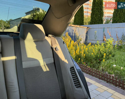 Серый Тойота Камри, объемом двигателя 2.49 л и пробегом 290 тыс. км за 9500 $, фото 30 на Automoto.ua