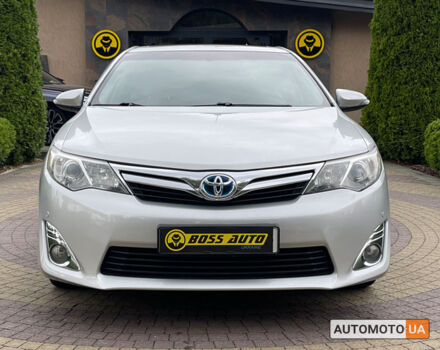 Серый Тойота Камри, объемом двигателя 2.5 л и пробегом 252 тыс. км за 12200 $, фото 1 на Automoto.ua