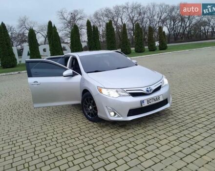 Сірий Тойота Камрі, об'ємом двигуна 2.5 л та пробігом 245 тис. км за 14100 $, фото 13 на Automoto.ua