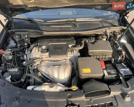 Серый Тойота Камри, объемом двигателя 2.5 л и пробегом 175 тыс. км за 16500 $, фото 18 на Automoto.ua