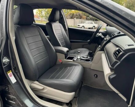 Сірий Тойота Камрі, об'ємом двигуна 2.5 л та пробігом 268 тис. км за 10990 $, фото 10 на Automoto.ua