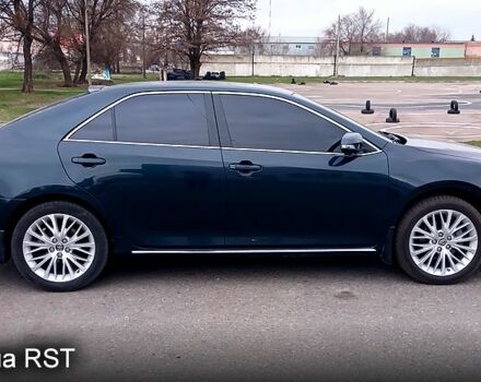 Серый Тойота Камри, объемом двигателя 2.5 л и пробегом 191 тыс. км за 14950 $, фото 3 на Automoto.ua