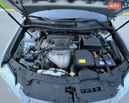 Сірий Тойота Камрі, об'ємом двигуна 2.5 л та пробігом 135 тис. км за 14700 $, фото 4 на Automoto.ua