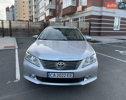 Сірий Тойота Камрі, об'ємом двигуна 3.5 л та пробігом 230 тис. км за 13700 $, фото 3 на Automoto.ua