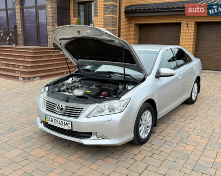 Сірий Тойота Камрі, об'ємом двигуна 2.5 л та пробігом 232 тис. км за 12800 $, фото 21 на Automoto.ua