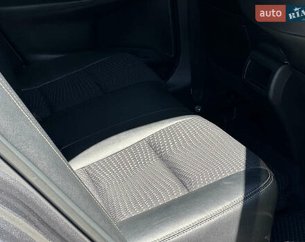 Сірий Тойота Камрі, об'ємом двигуна 2.49 л та пробігом 252 тис. км за 9800 $, фото 19 на Automoto.ua