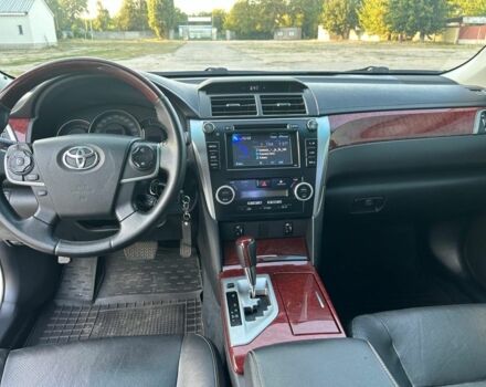 Сірий Тойота Камрі, об'ємом двигуна 2.5 л та пробігом 220 тис. км за 13900 $, фото 16 на Automoto.ua
