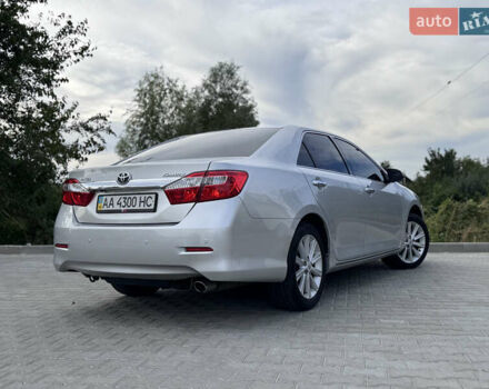 Тойота Камри 2012 в Киеве на Automoto.ua Серый Тойота Камри, объемом двигателя 2.49 л и пробегом 198 тыс. км за 15490 $, фото 16 на Automoto.ua