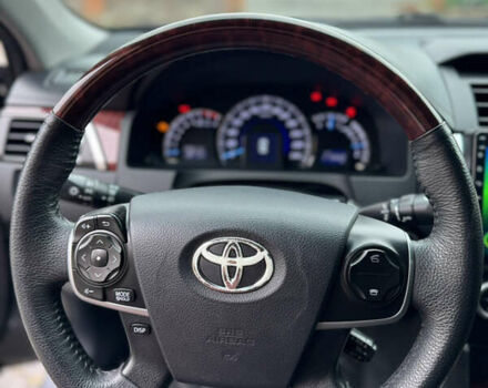 Сірий Тойота Камрі, об'ємом двигуна 2.49 л та пробігом 215 тис. км за 15000 $, фото 18 на Automoto.ua