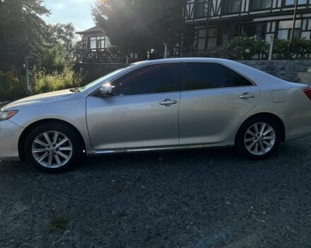 Серый Тойота Камри, объемом двигателя 2.5 л и пробегом 150 тыс. км за 15000 $, фото 3 на Automoto.ua